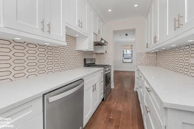 $509,000 | 3616 Henry Hudson Parkway, Unit 7AS | Central Riverdale