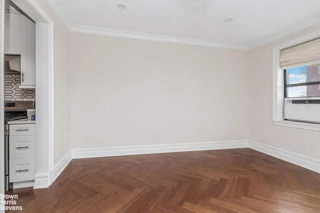 $509,000 | 3616 Henry Hudson Parkway, Unit 7AS | Central Riverdale