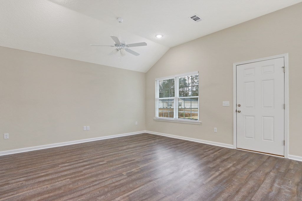 126 Villa Road Jesup, GA 31546 - Photo 9 of 21 Gallery Image 9