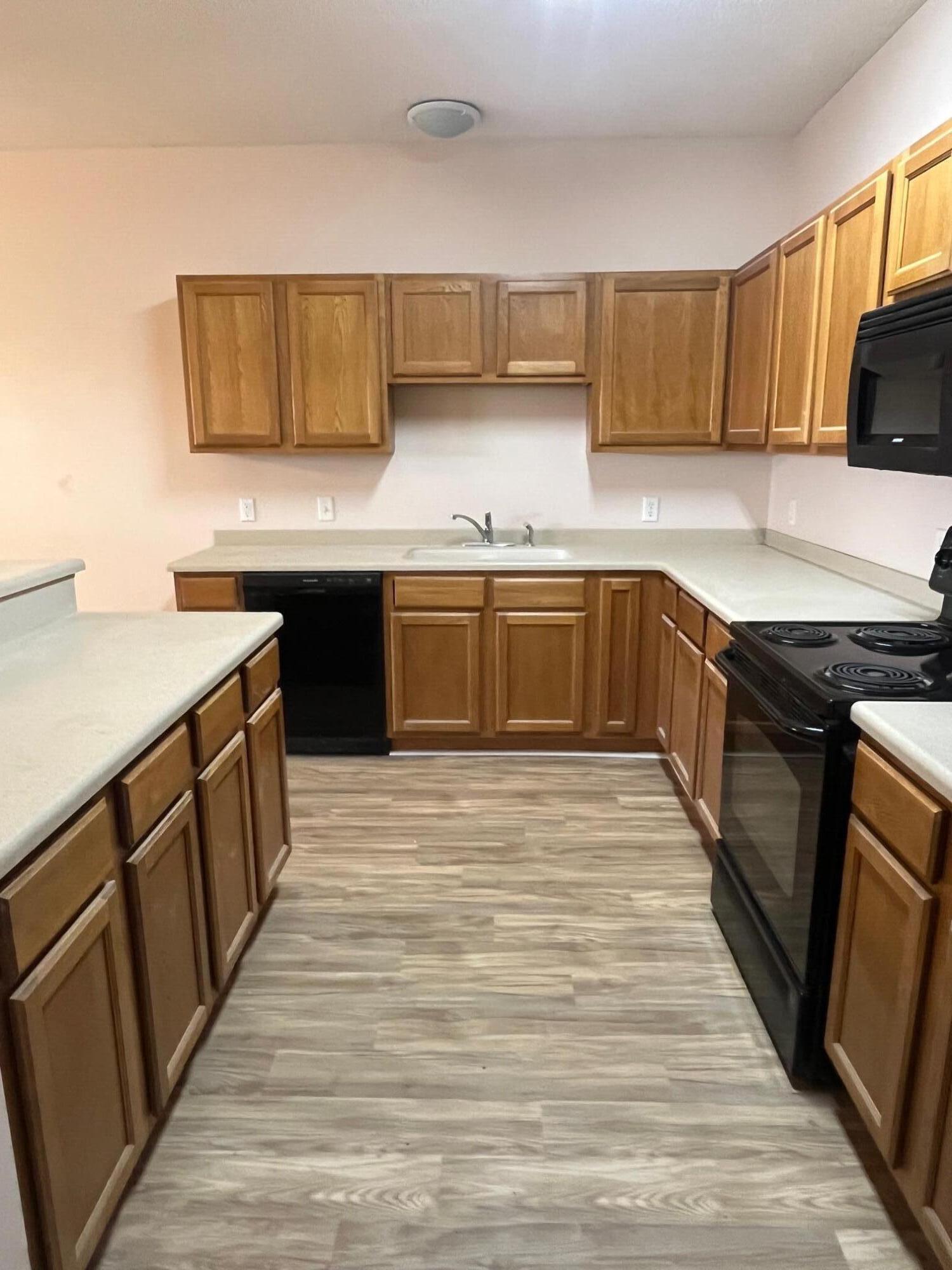 1411 Beaver Run Road Niceville, FL 32578 - Photo 5 of 11 Kitchen