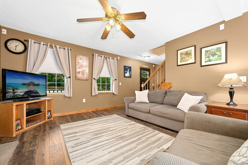 92 Haggerty Road Charlton, MA 01507 - Photo 8 of 42 Gallery Image 8