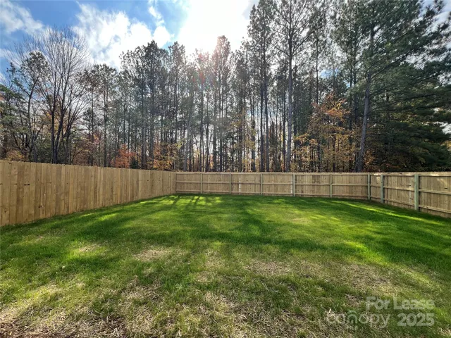 $1,800 | 13038 John Bostar Lane, Unit B, Charlotte, NC 28215