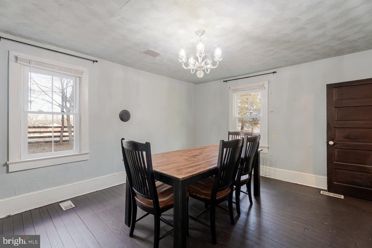 723 Sedwick Road Luray, VA 22835 - Photo 16 of 51 Gallery Image 16