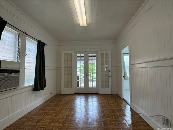 $2,400 | 943 9th Avenue, Unit C, Honolulu, HI 96816