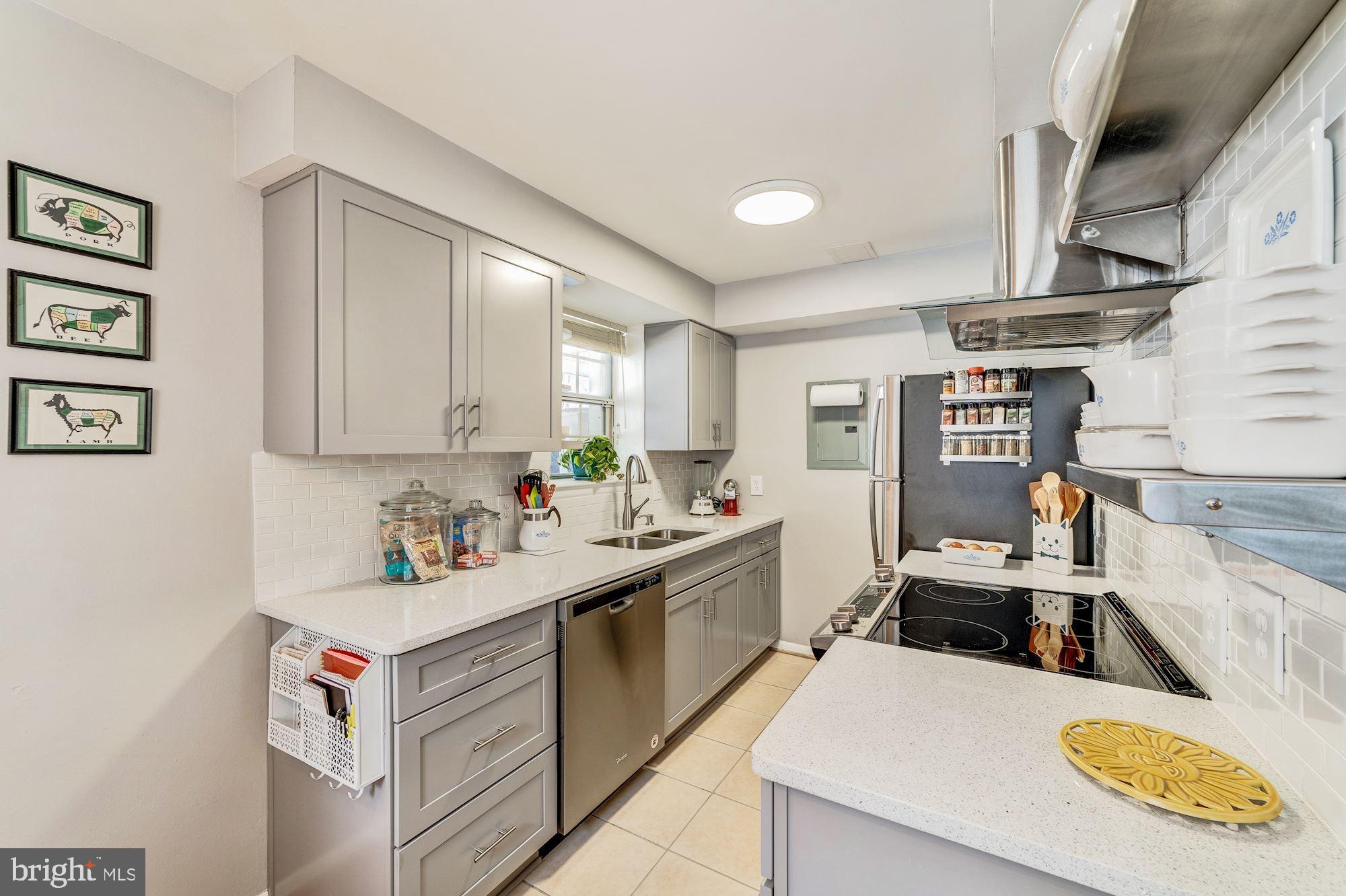 4634 28th Road South, Unit A Arlington, VA 22206 - Photo 17 of 34