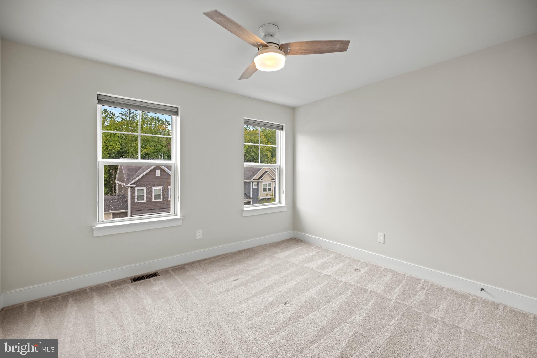 1548 Meadowlark Glen Road Dumfries, VA 22026 - Photo 33 of 48 a view of an empty room with a window