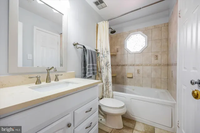 $939,000 | 119 Englefield Drive, Gaithersburg, MD 20878