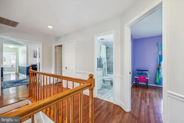 $939,000 | 119 Englefield Drive, Gaithersburg, MD 20878