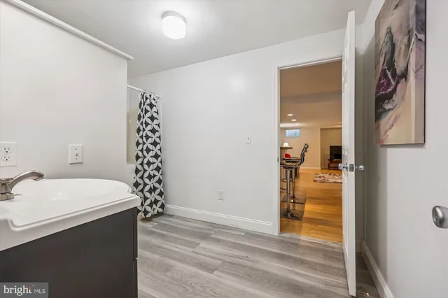 $939,000 | 119 Englefield Drive, Gaithersburg, MD 20878