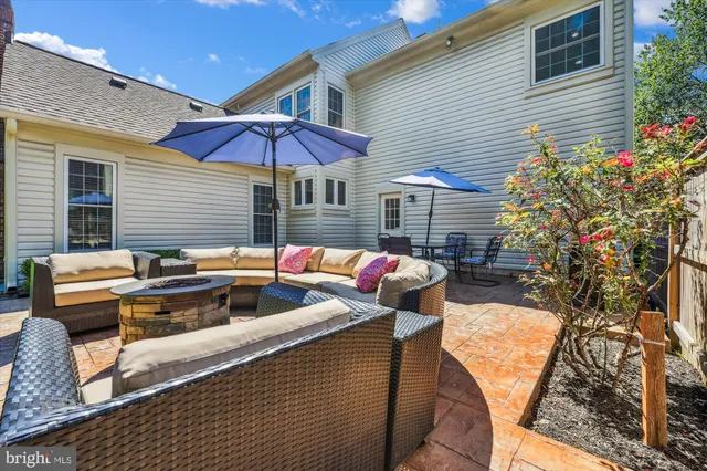 $939,000 | 119 Englefield Drive, Gaithersburg, MD 20878