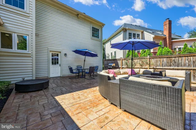 $939,000 | 119 Englefield Drive, Gaithersburg, MD 20878