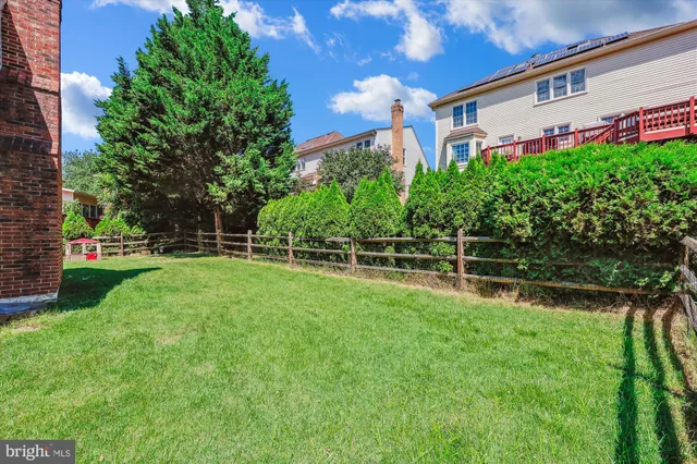 $939,000 | 119 Englefield Drive, Gaithersburg, MD 20878