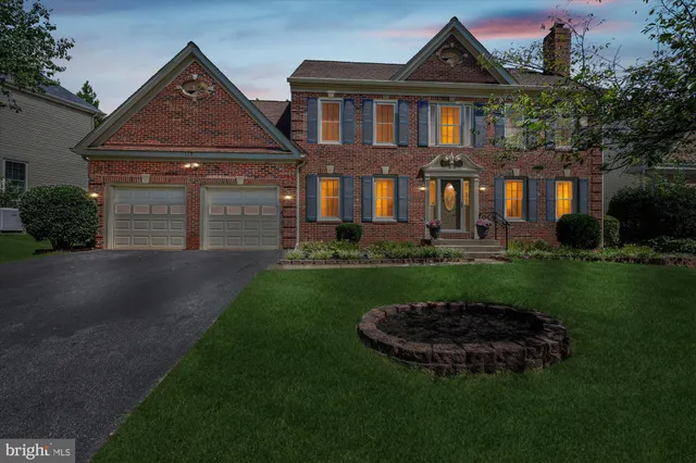 $939,000 | 119 Englefield Drive, Gaithersburg, MD 20878