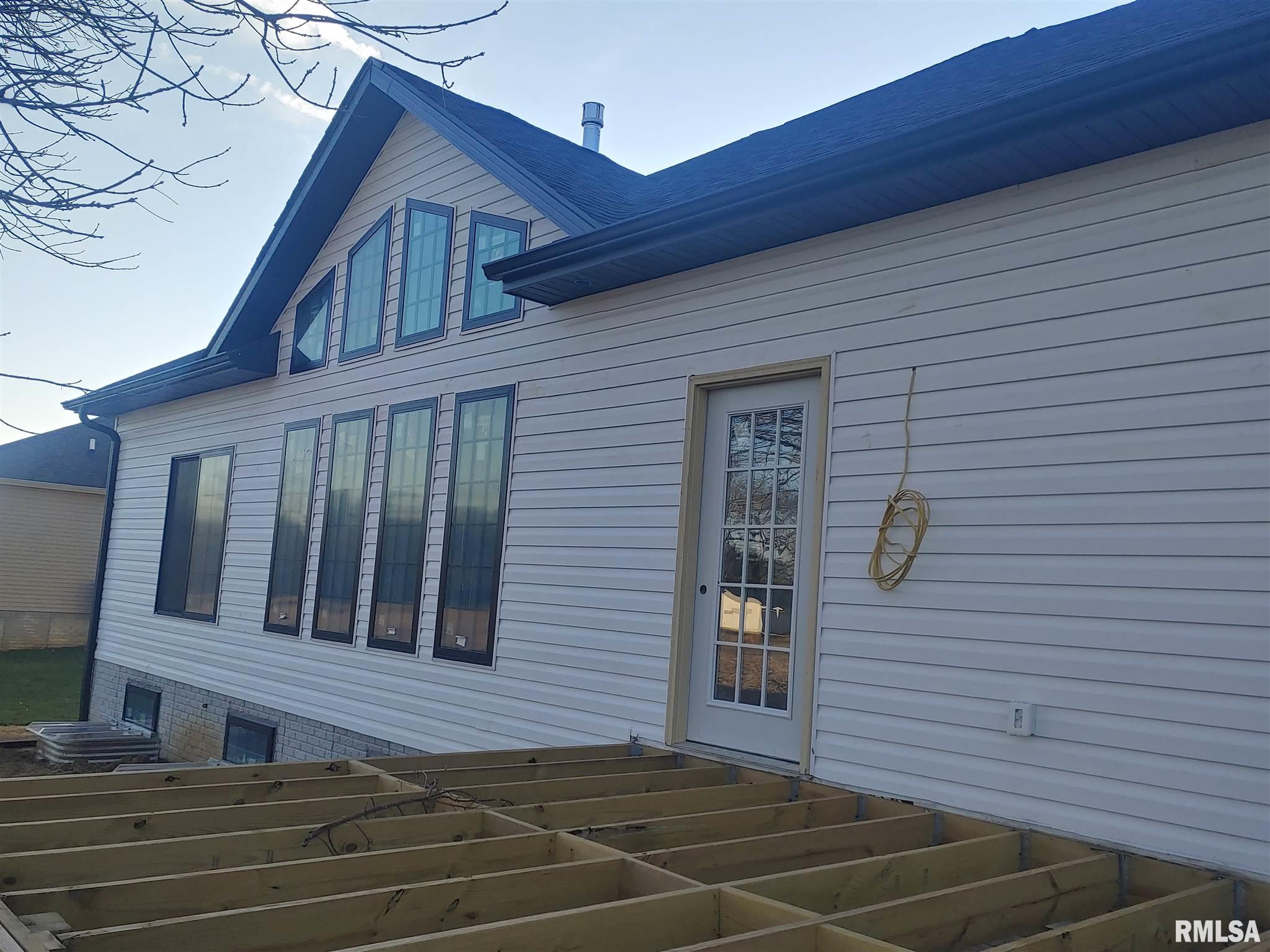 95 Prairie View Court Clinton, IA 52732 - Photo 4 of 25 Gallery Image 4