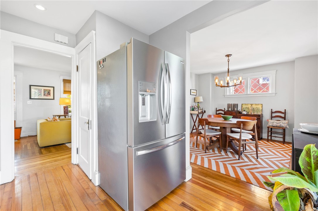 111 Colonial Road Providence, RI 02906 - Photo 12 of 38