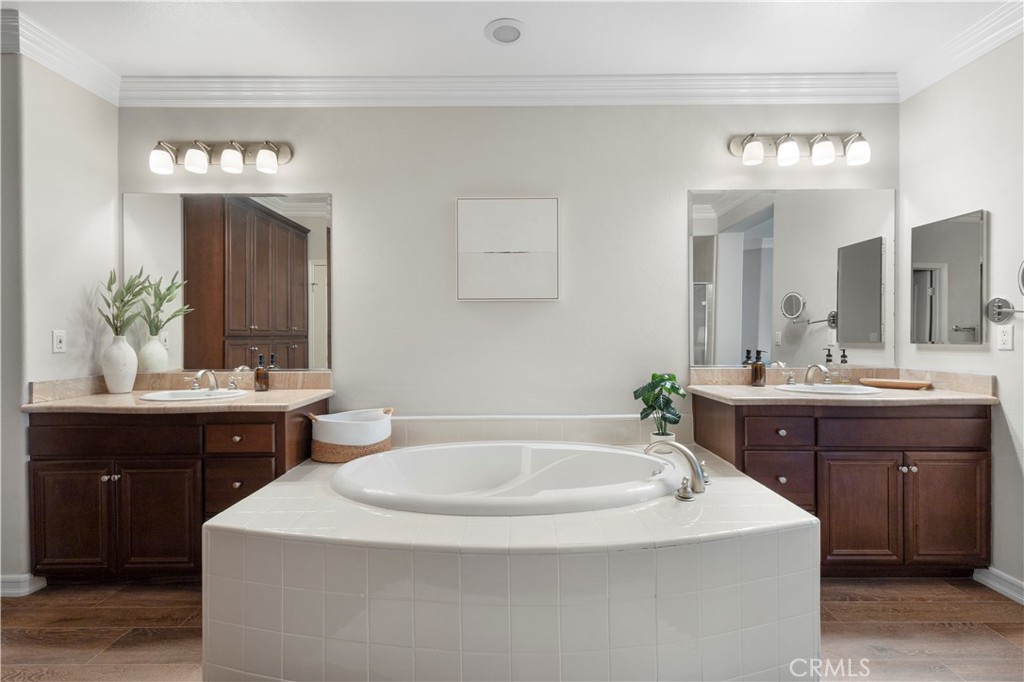 1421 Windshore Way Oxnard, CA 93035 - Photo 18 of 38