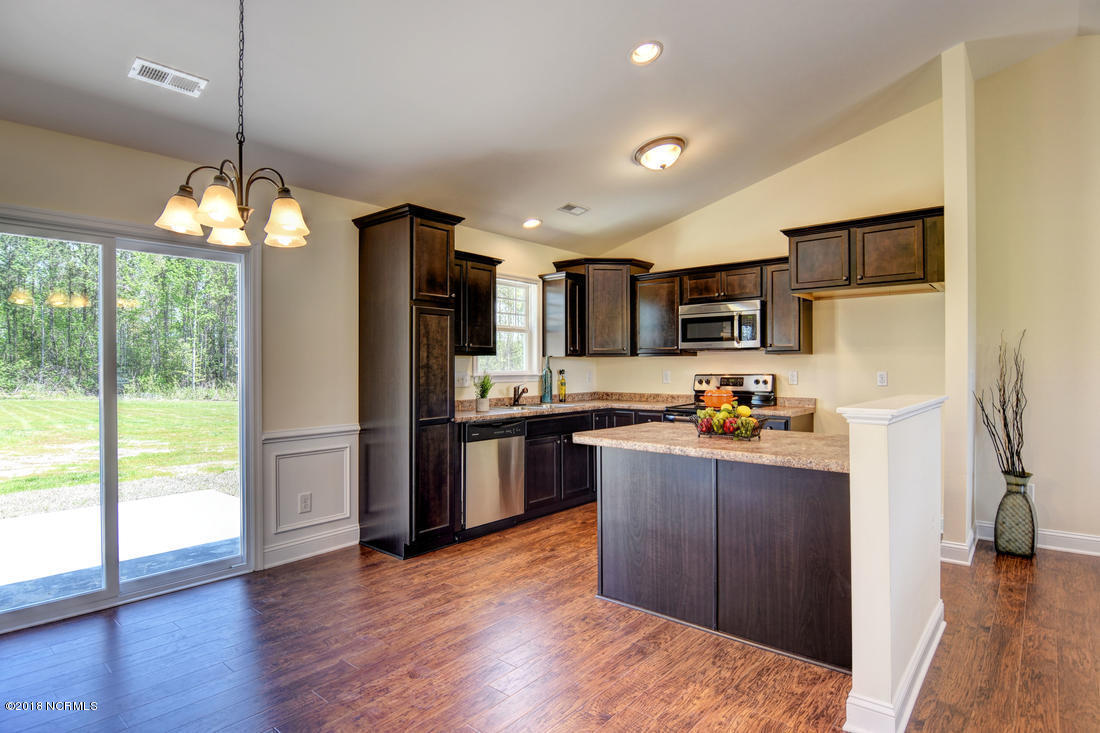 1223 Watts Landing Road Hampstead, NC 28443 - Photo 10 of 13 photo_26563592-1100x733