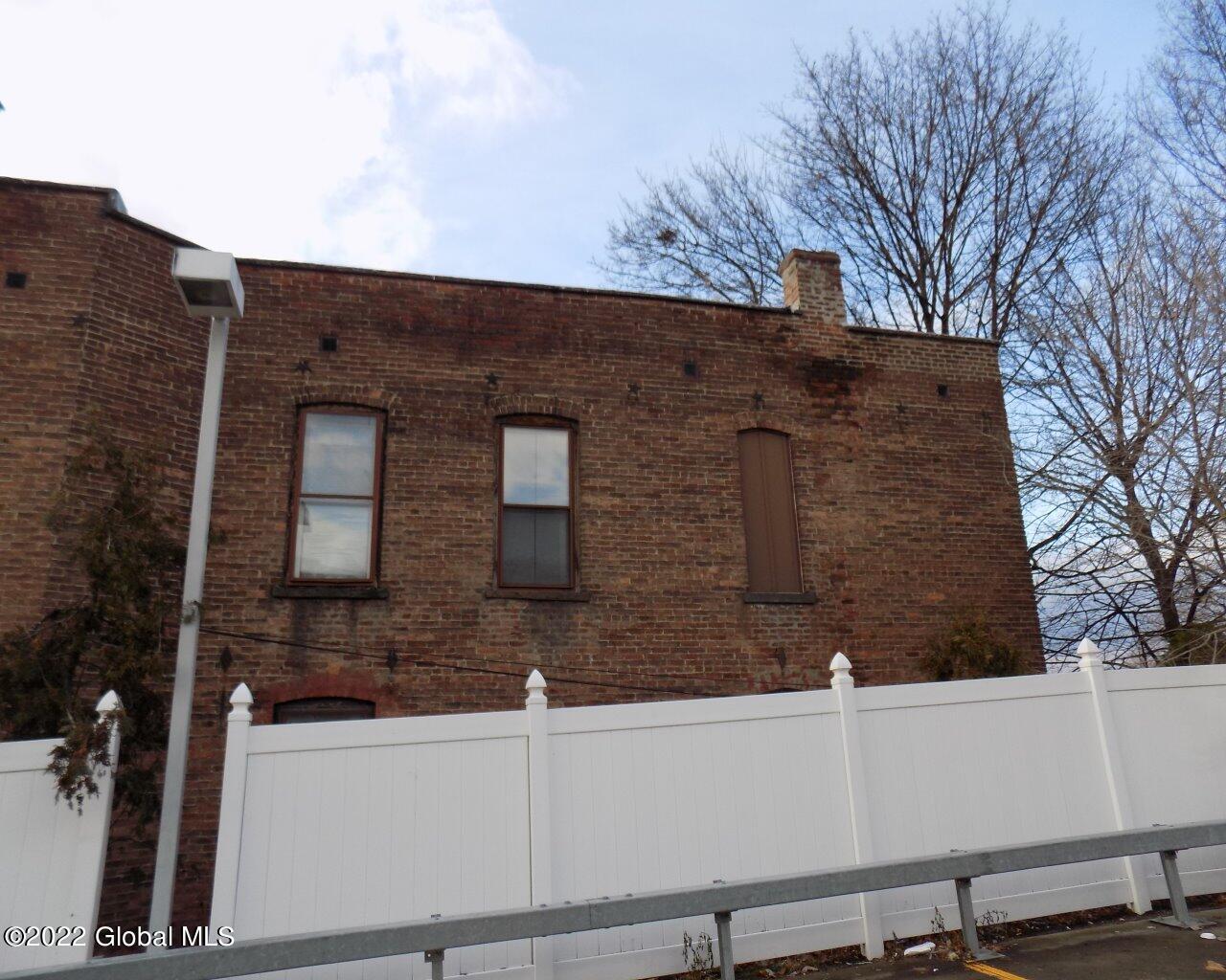 169 Hoosick Street Troy, NY 12180 - Photo 2 of 14 DSCN1466