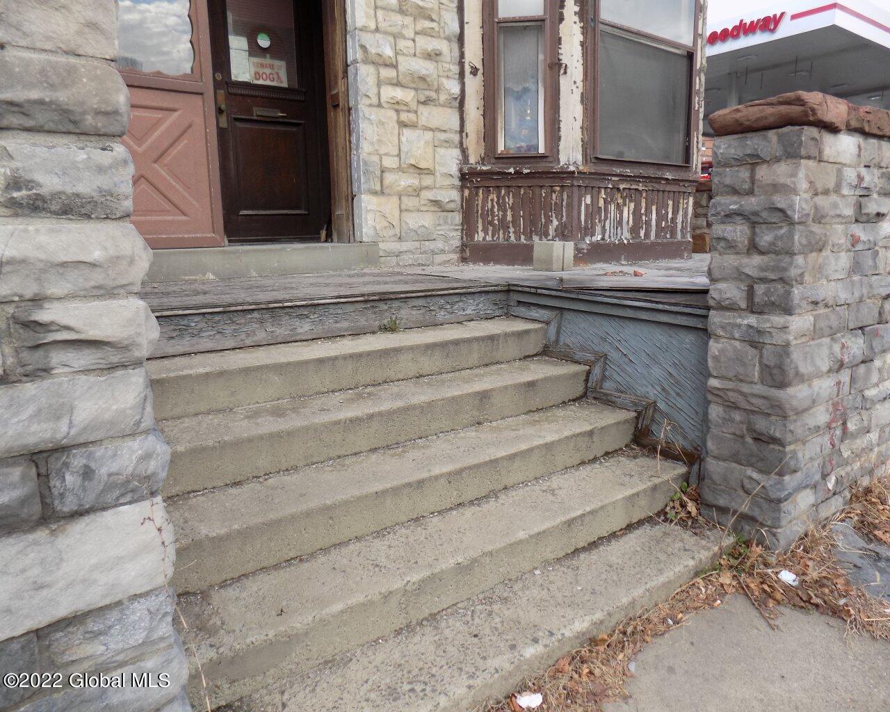 169 Hoosick Street Troy, NY 12180 - Photo 8 of 14 DSCN1474