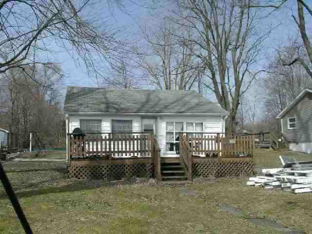 58 Ems R2B Lane Pierceton, IN 46562 - Photo 3 of 5 Gallery Image 3