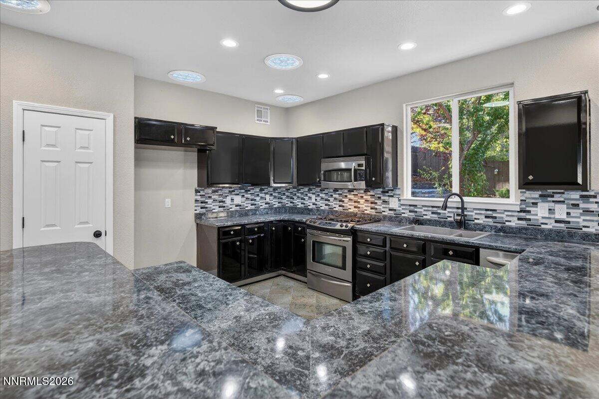 3281 Platte River Court Reno, NV 89503 - Photo 11 of 58 11-DSC_0243