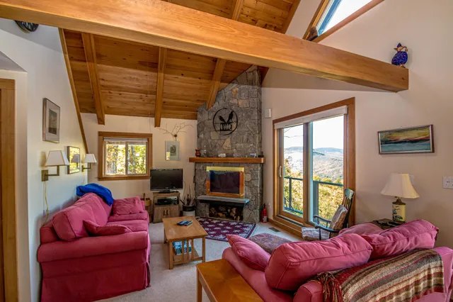 $980,000 | 46 Alpine Drive, Jackson, NH 03846