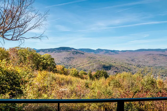 $980,000 | 46 Alpine Drive, Jackson, NH 03846