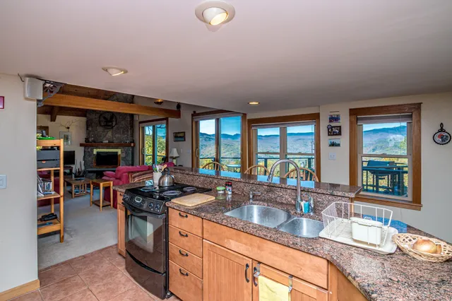 $980,000 | 46 Alpine Drive, Jackson, NH 03846