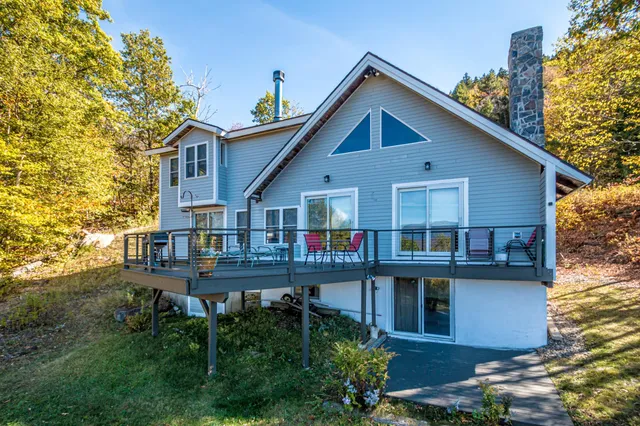 $980,000 | 46 Alpine Drive, Jackson, NH 03846