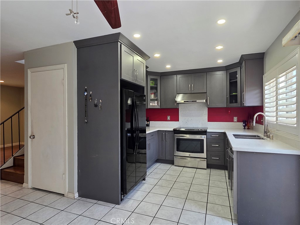 11219 Hood Way Stanton, CA 90680 - Photo 6 of 26