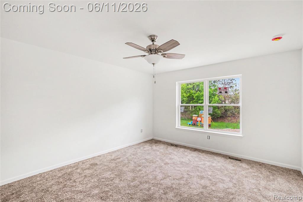 6465 Whisper Ridge Court Burton, MI 48509 - Photo 5 of 16