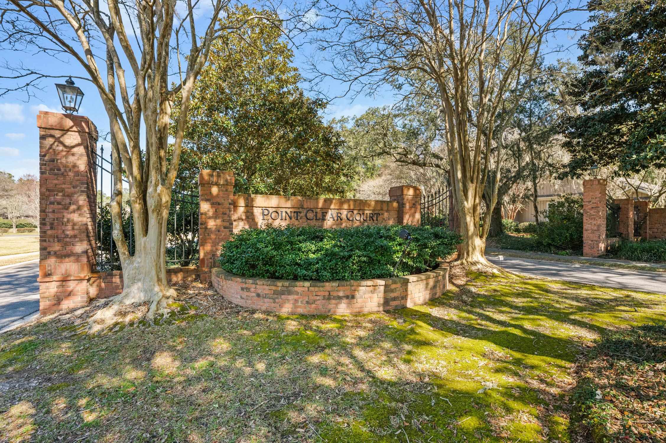 18447 Point Clear Court Fairhope, AL 36532 - Photo 2 of 14 Community