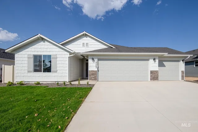 $454,990 | 5489 South Bittercreek Avenue, Meridian, ID 83642