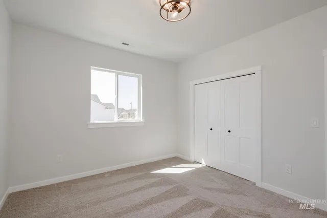 $454,990 | 5489 South Bittercreek Avenue, Meridian, ID 83642