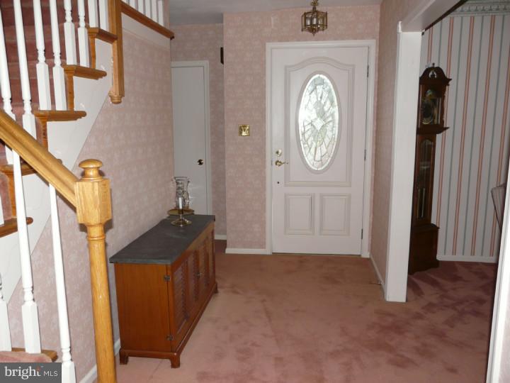 3018 Taft Road Norristown, PA 19403 - Photo 2 of 19 Foyer