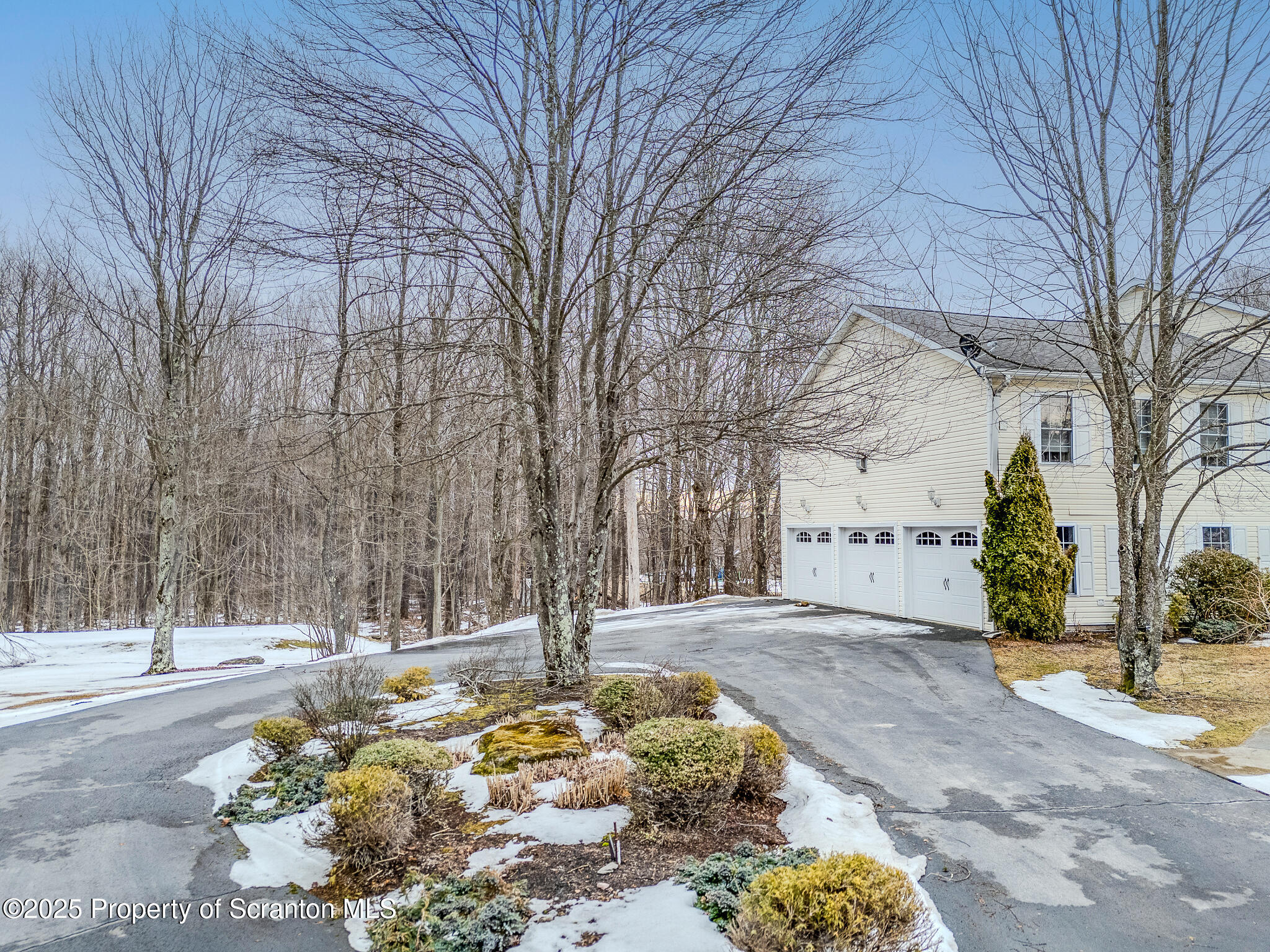 106 Constitution Drive Moscow, PA 18444 - Photo 115 of 119 D-38