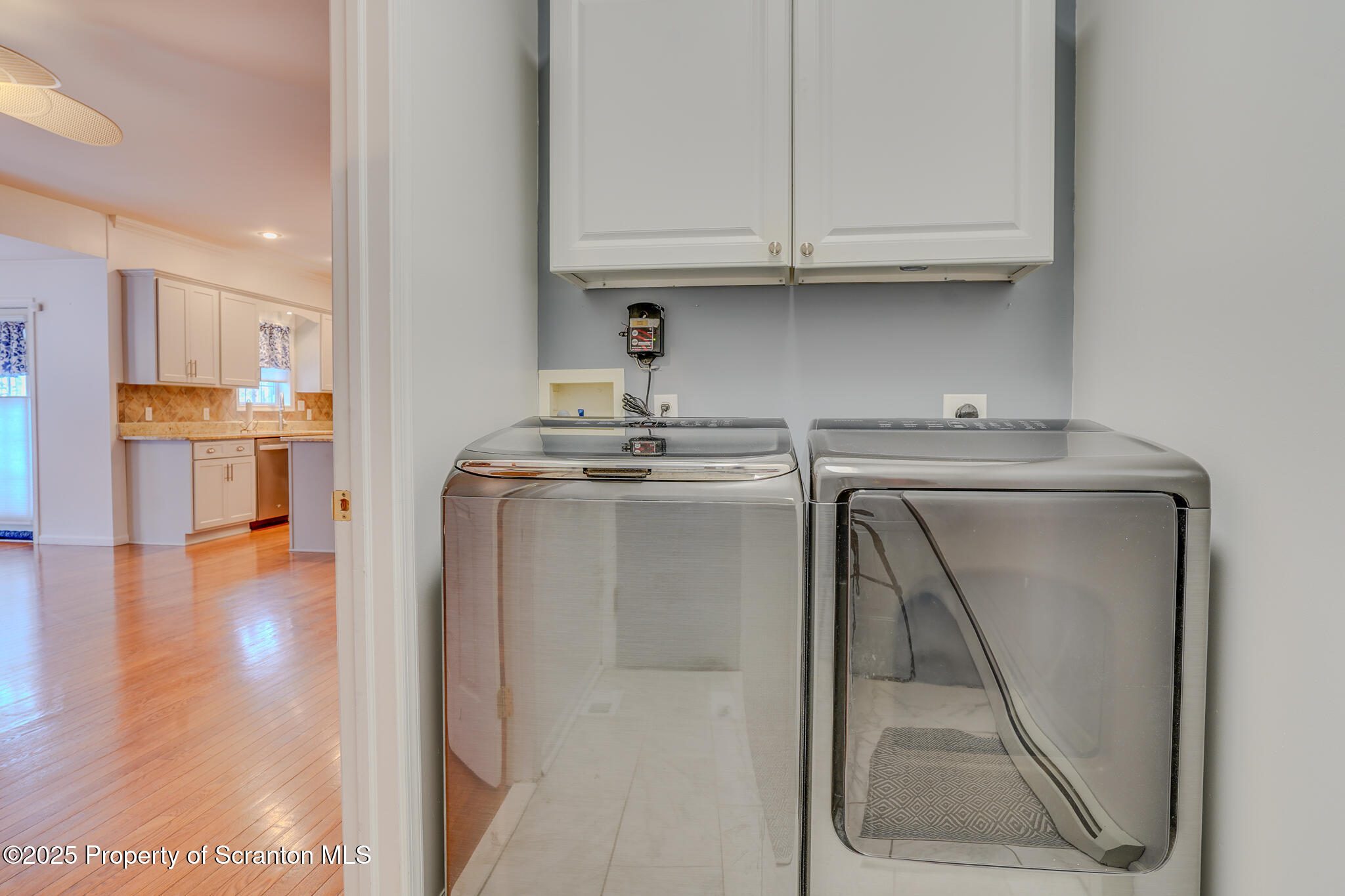 106 Constitution Drive Moscow, PA 18444 - Photo 32 of 119 Laundry