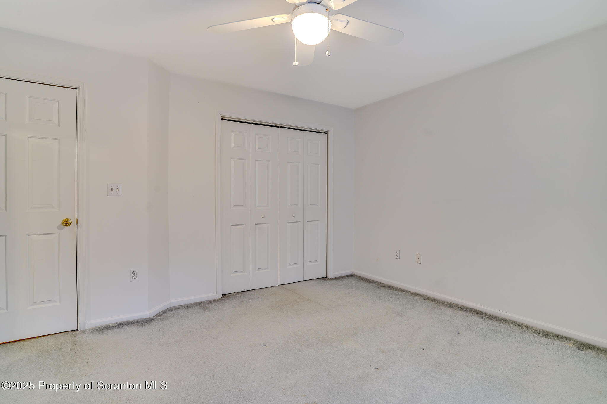 106 Constitution Drive Moscow, PA 18444 - Photo 46 of 119 Bedroom