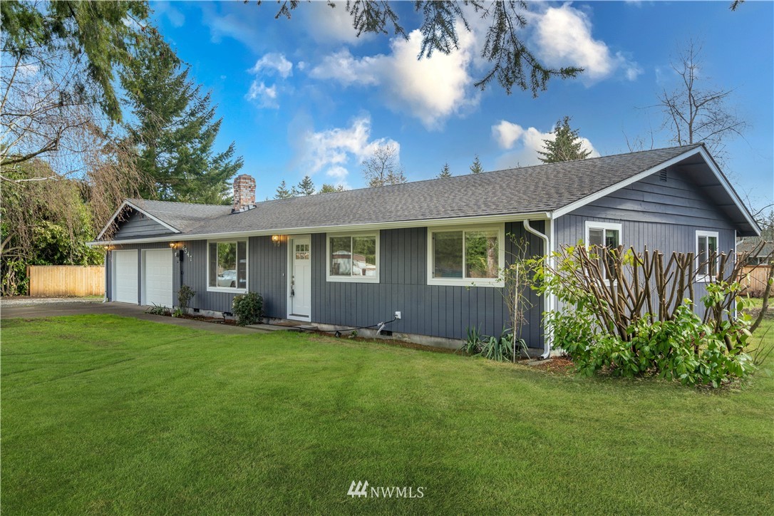 8547 176th Avenue Southwest Rochester, WA 98579 - Photo 2 of 22