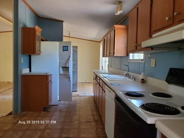 318 Lancelot Road DeFuniak Springs, FL 32433 - Photo 2 of 4 20190829_143716