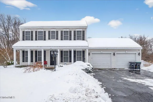 $525,000 | 118 Horizon Boulevard, Rotterdam, NY 12306