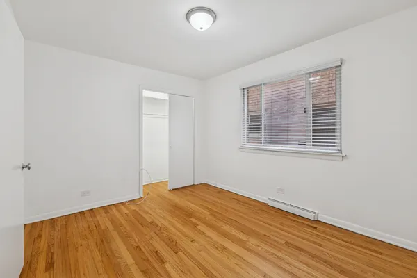 $3,295 | 10454 South Claremont Avenue, Unit 1, Chicago, IL 60643