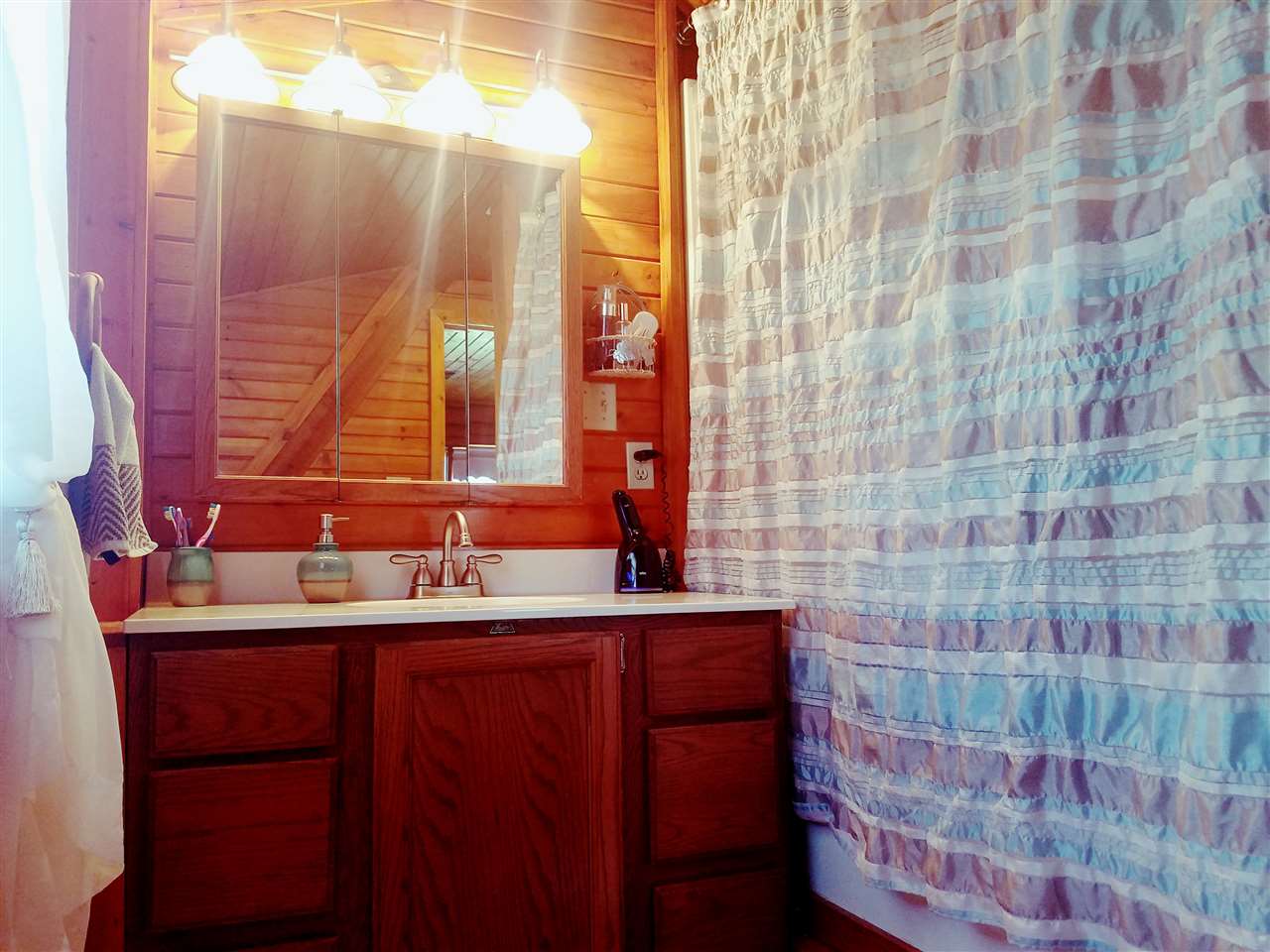 9304 Auburn Road Fort Wayne, IN 46825 - Photo 13 of 21 Gallery Image 13