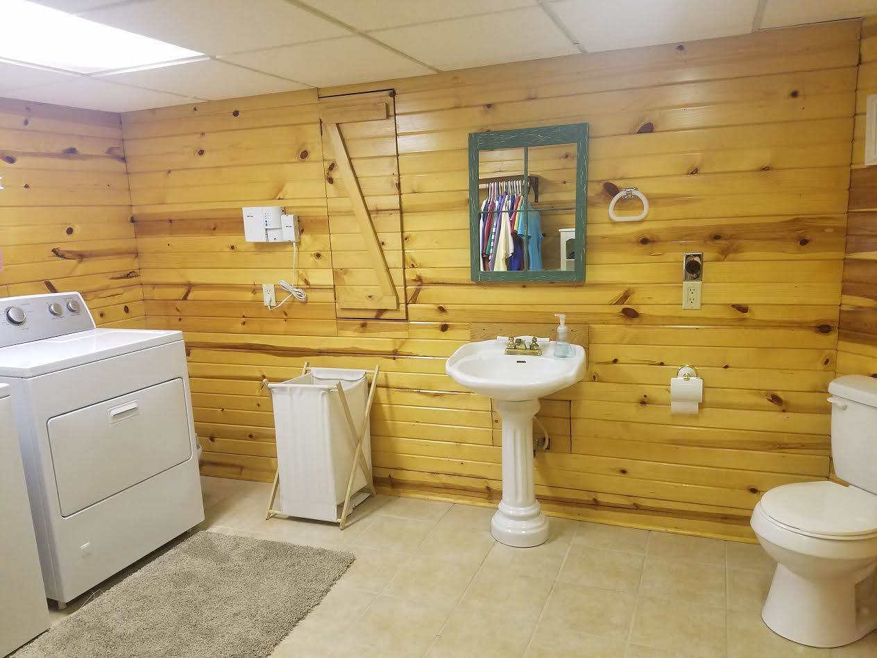 9304 Auburn Road Fort Wayne, IN 46825 - Photo 10 of 21 Gallery Image 10