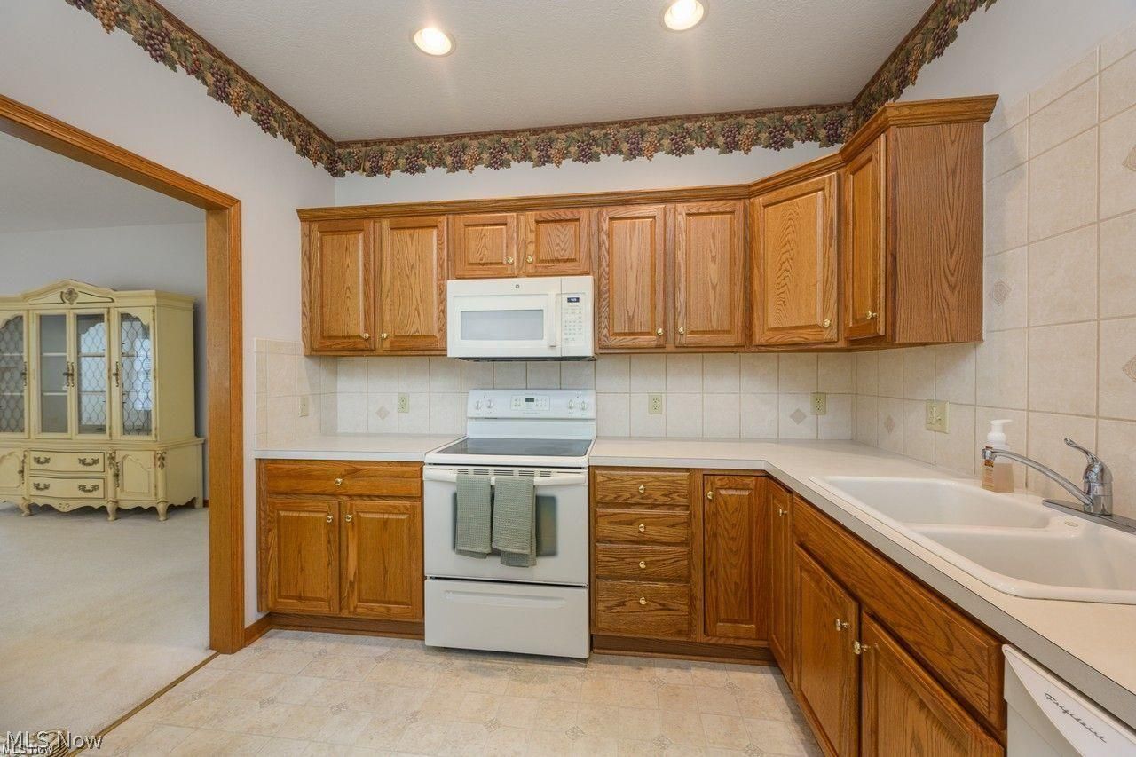 7000 Knight Street Northwest Canton, OH 44708 - Photo 7 of 24 Gallery Image 7