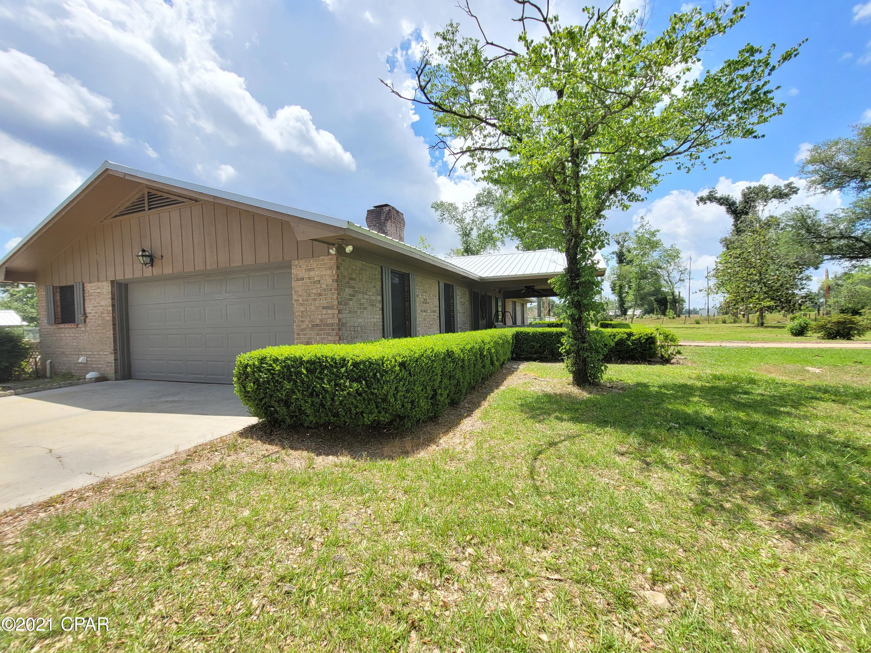 4258 Rogers Road Greenwood, FL 32443 - Photo 8 of 54 Gallery Image 8