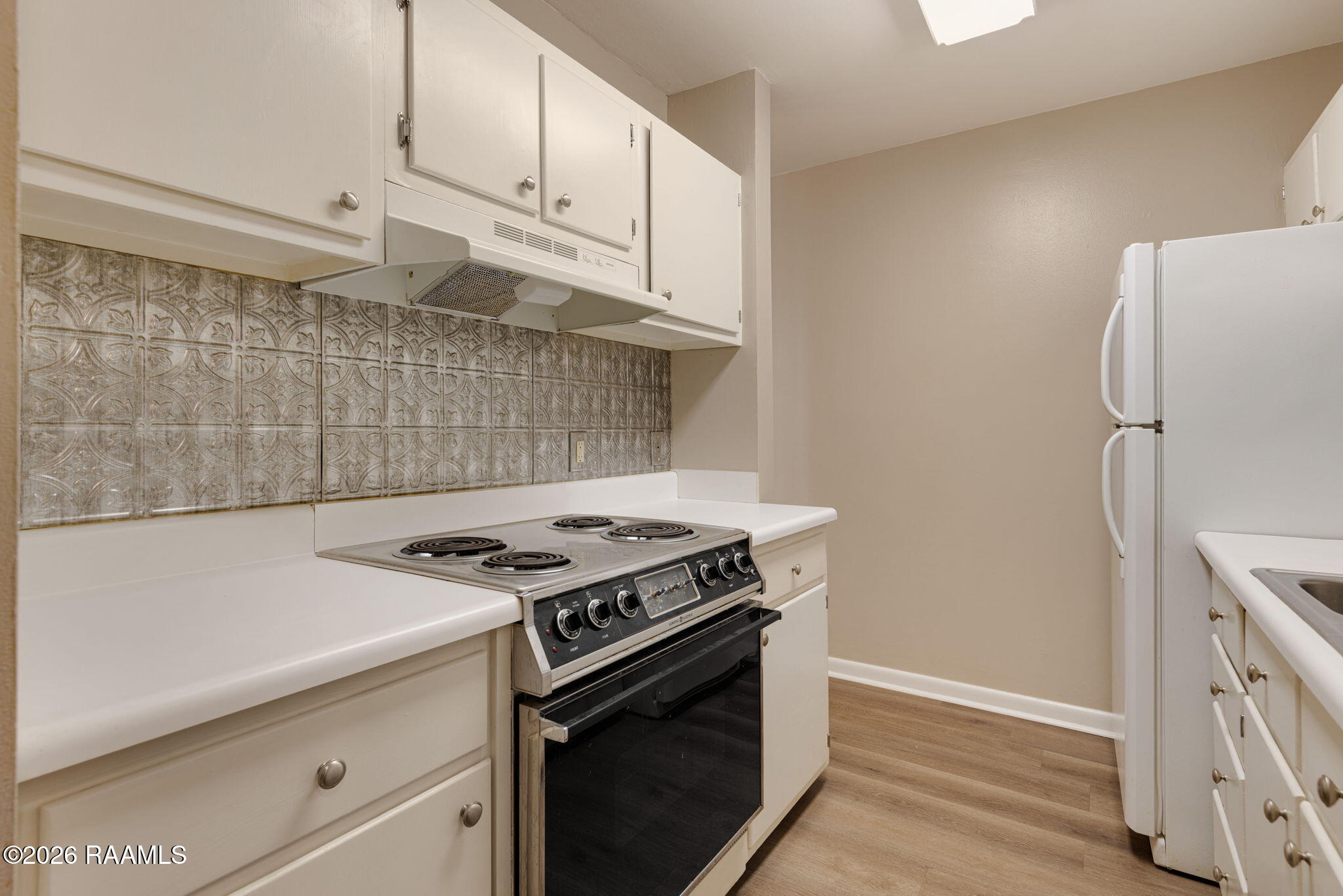 220 Doucet Road, Unit 122C Lafayette, LA 70503 - Photo 12 of 19 12-web-or-mls-220 Doucet Rd 122C-12