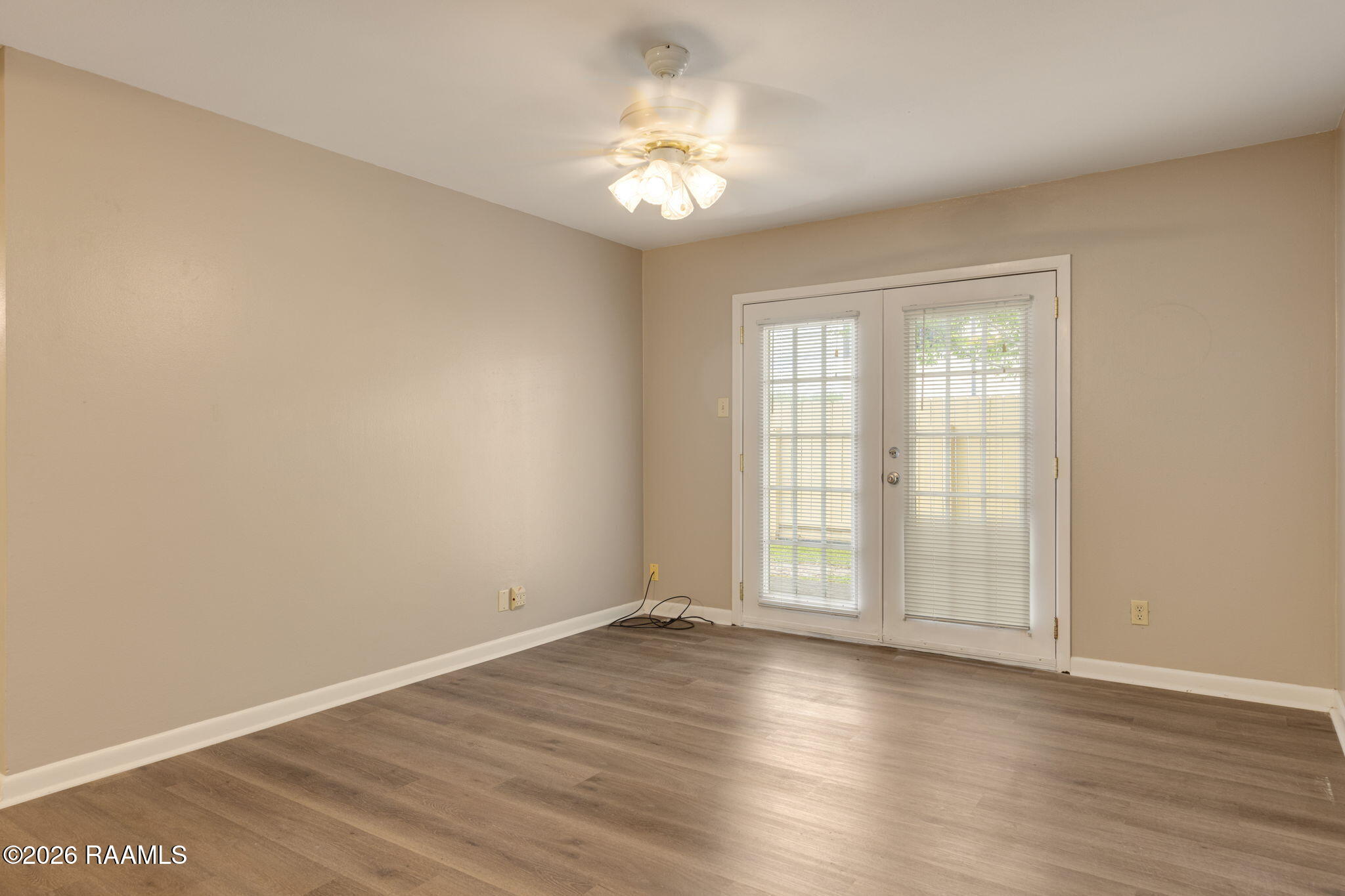 220 Doucet Road, Unit 122C Lafayette, LA 70503 - Photo 3 of 19 3-web-or-mls-220 Doucet Rd 122C-3