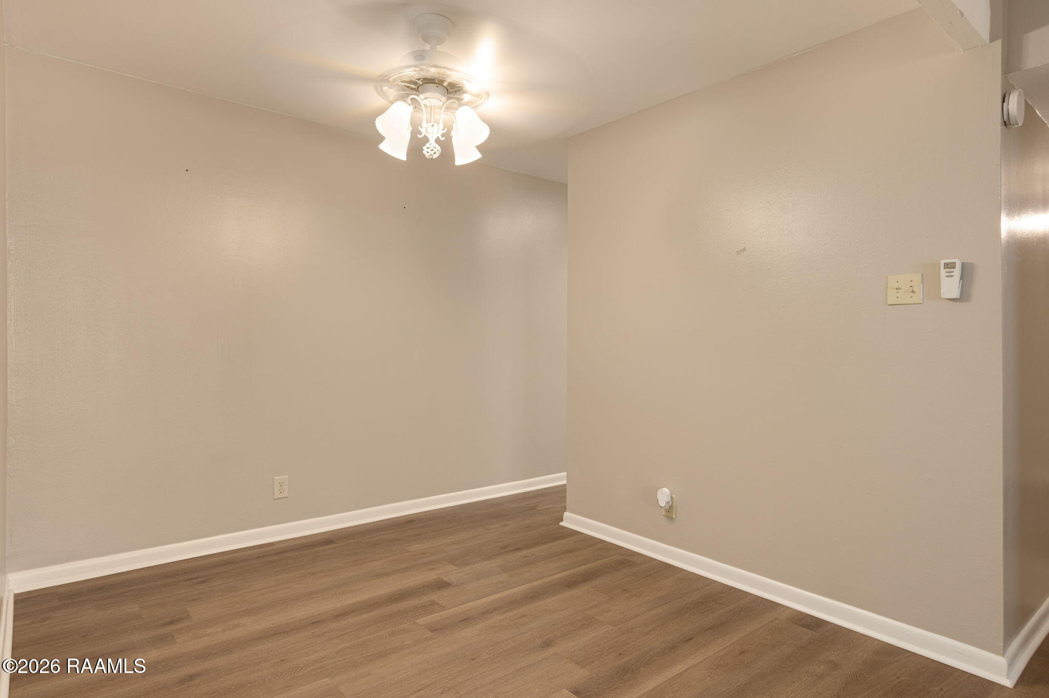 220 Doucet Road, Unit 122C Lafayette, LA 70503 - Photo 7 of 19 7-web-or-mls-220 Doucet Rd 122C-7