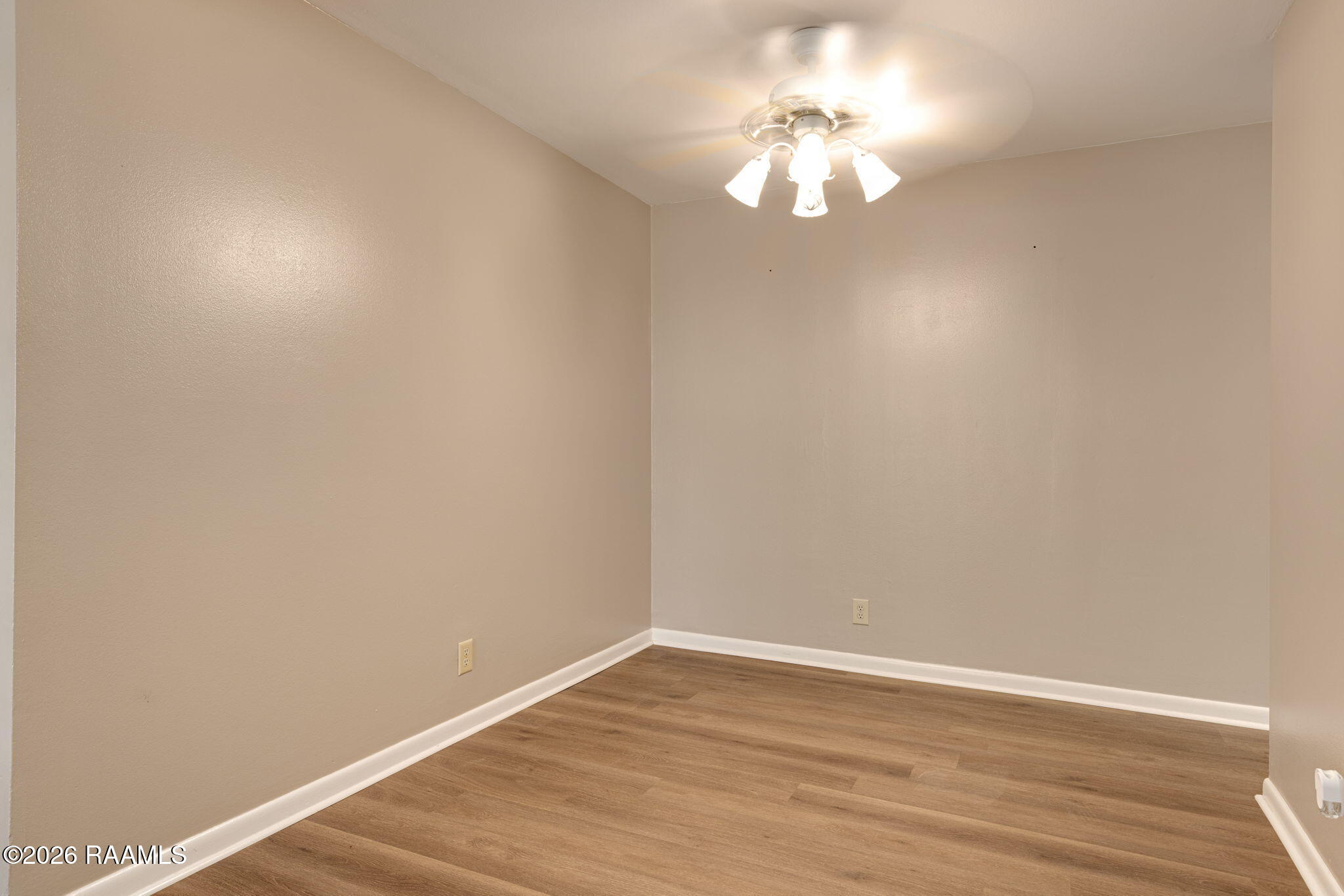 220 Doucet Road, Unit 122C Lafayette, LA 70503 - Photo 8 of 19 8-web-or-mls-220 Doucet Rd 122C-8